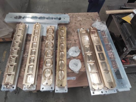 スタッドレスタイヤ 石けん 石けんを作る機械 家庭用製品 形作りのモード